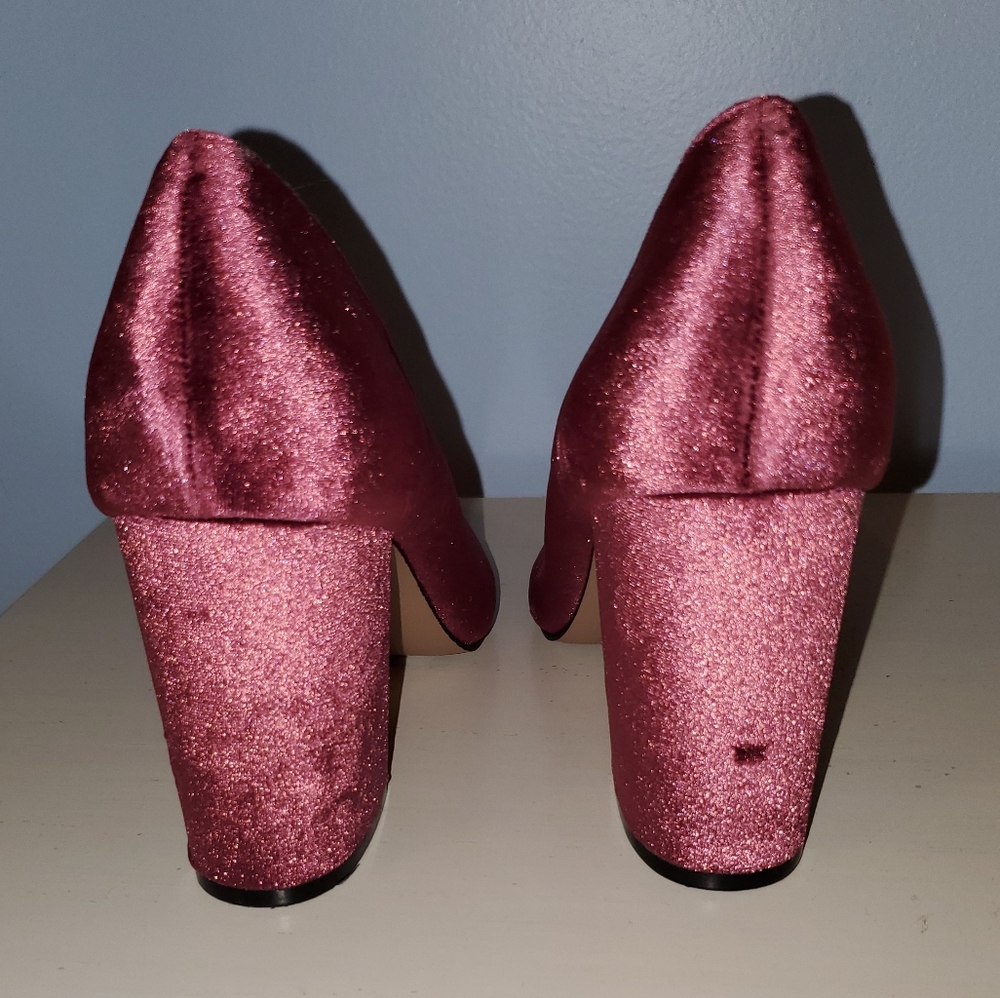Jessica Simpson Heels - Picture 3 of 4